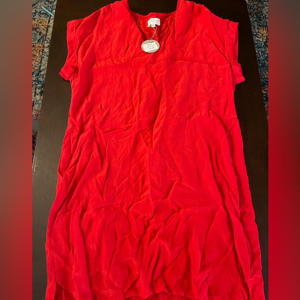 NWT Size M red Apricot dress